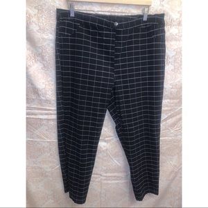 Black & White Plaid Dress Capri Pants